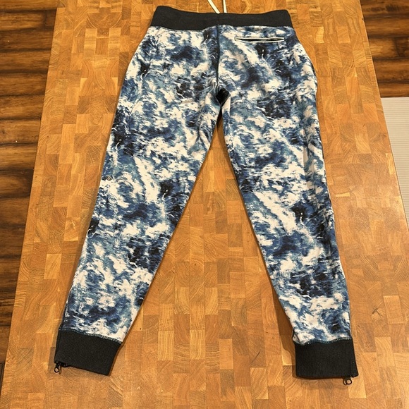 Lululemon No Sweat Pant size 6 - Picture 2 of 7